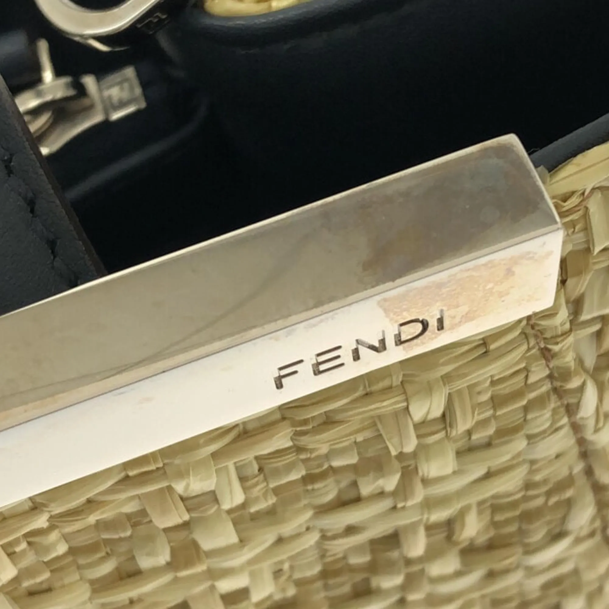 Fendi Petite 2Jours (SHG-xkcnmK)