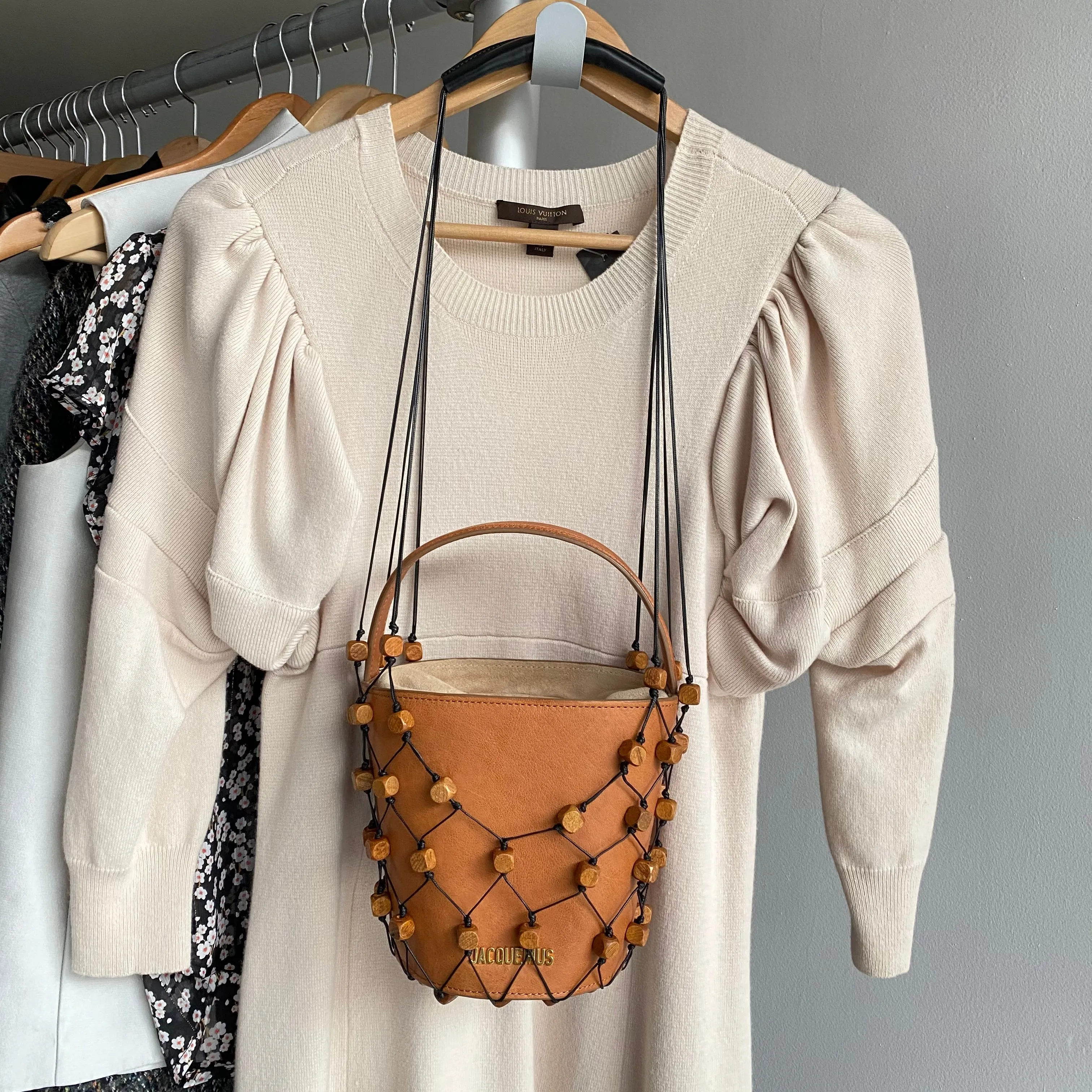 Jacquemus Le Sac Mapacasau Camel Bucket Bag with Beads