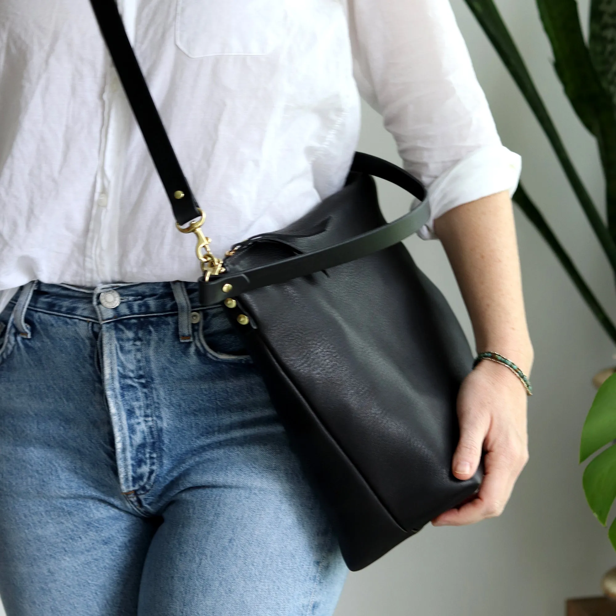 Large Slouchy Hobo Crossbody - Soft Black Pebble