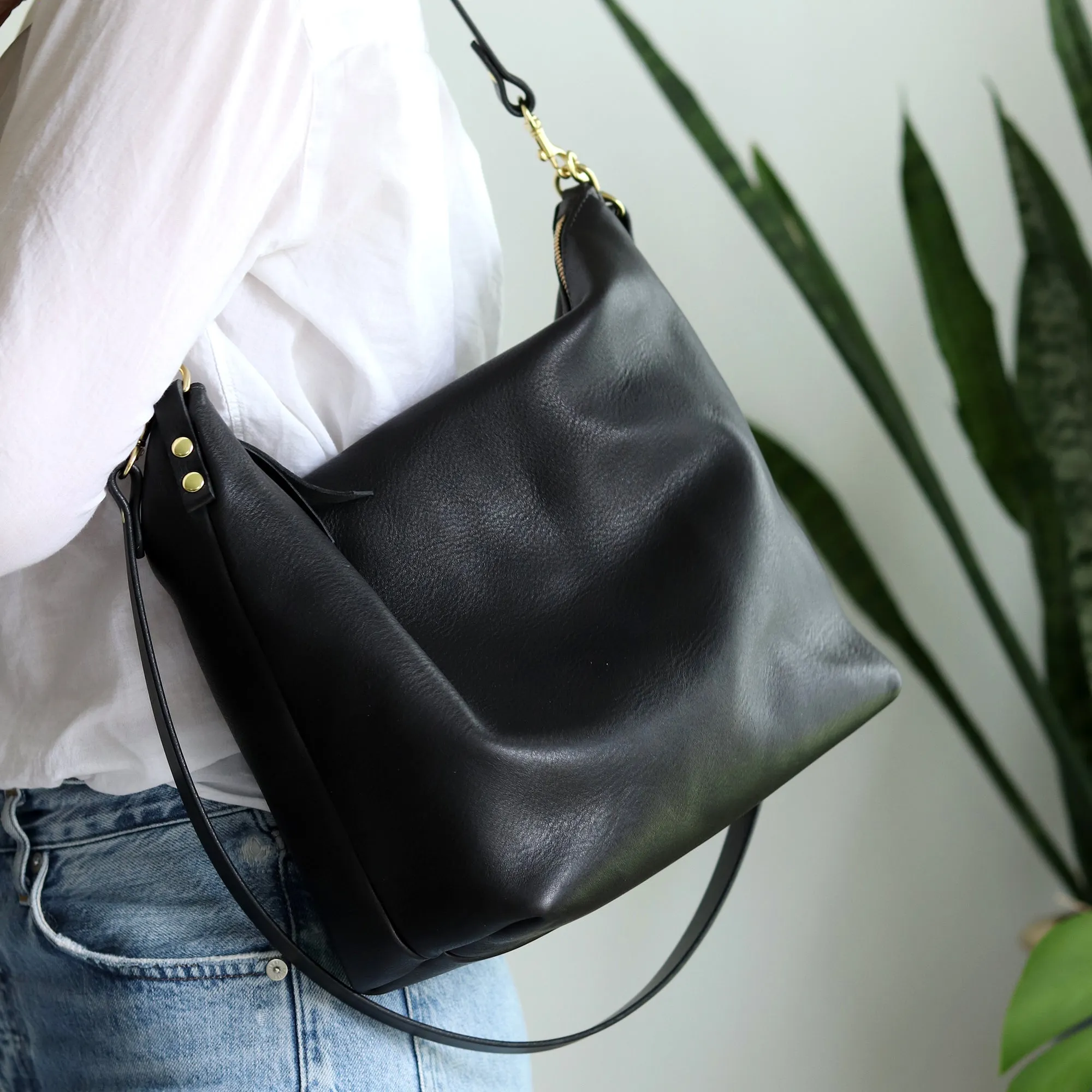 Large Slouchy Hobo Crossbody - Soft Black Pebble