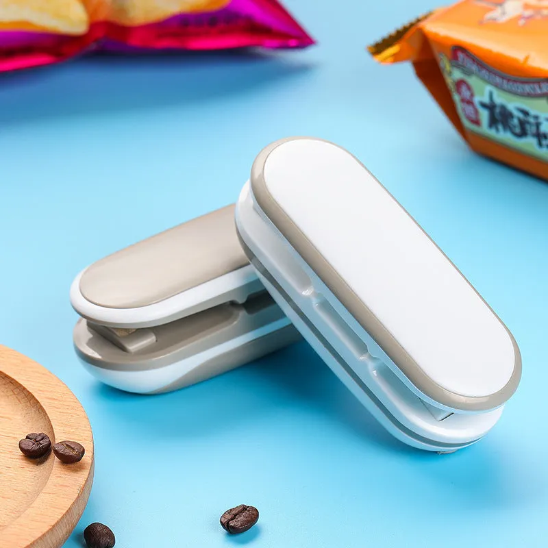 Portable Heat Sealing Machine for Plastic Bags – Preserve Food Freshness Anywhere