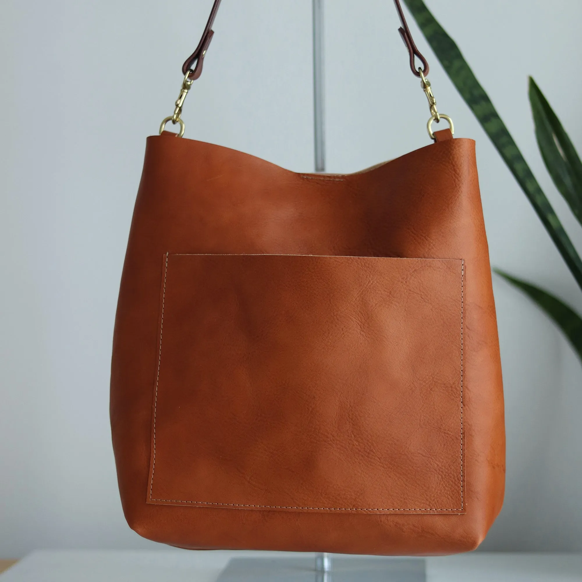 Seconds Sale Leather Day Bag - Saddle Brown