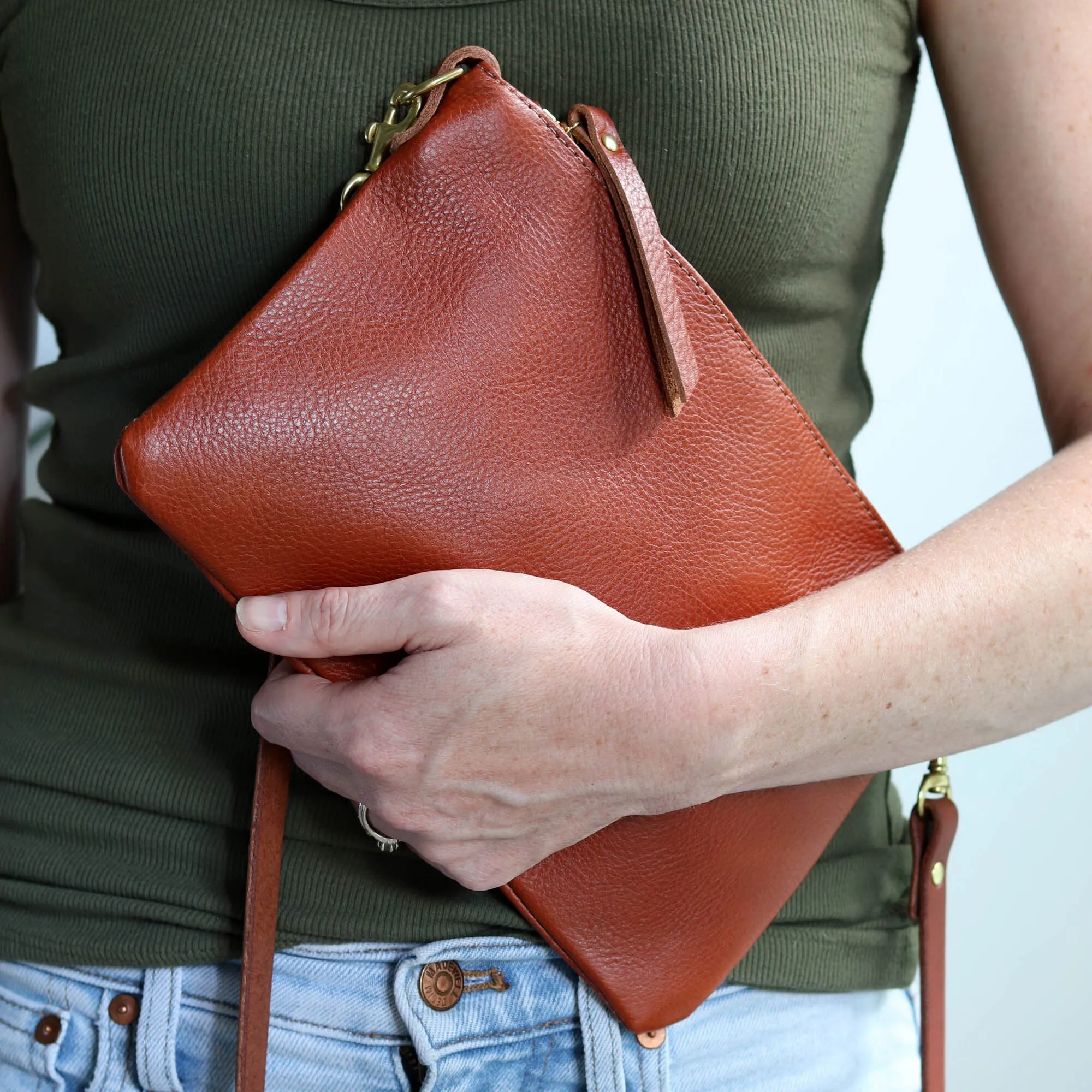 Small Leather Crossbody Clutch Bag - Cognac