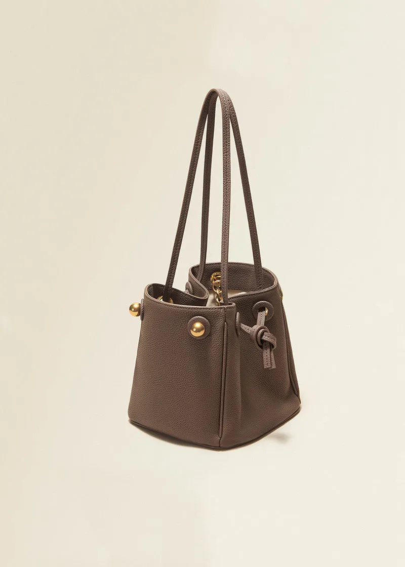 Versatile Chunky Chain Pebbled Leather Bucket Bag